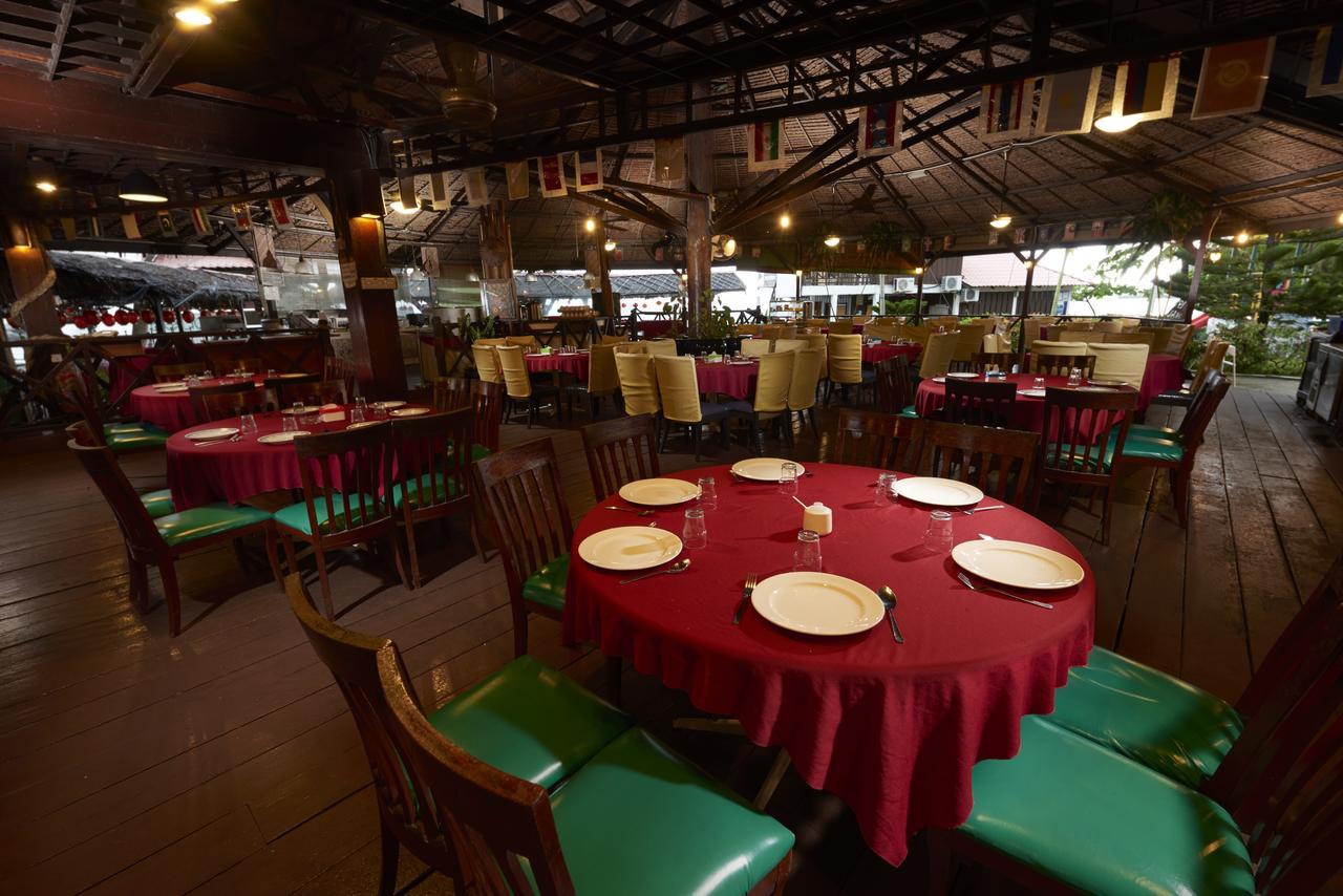 パヤビーチ スパ&ダイブリゾート Kampung Genting エクステリア 写真